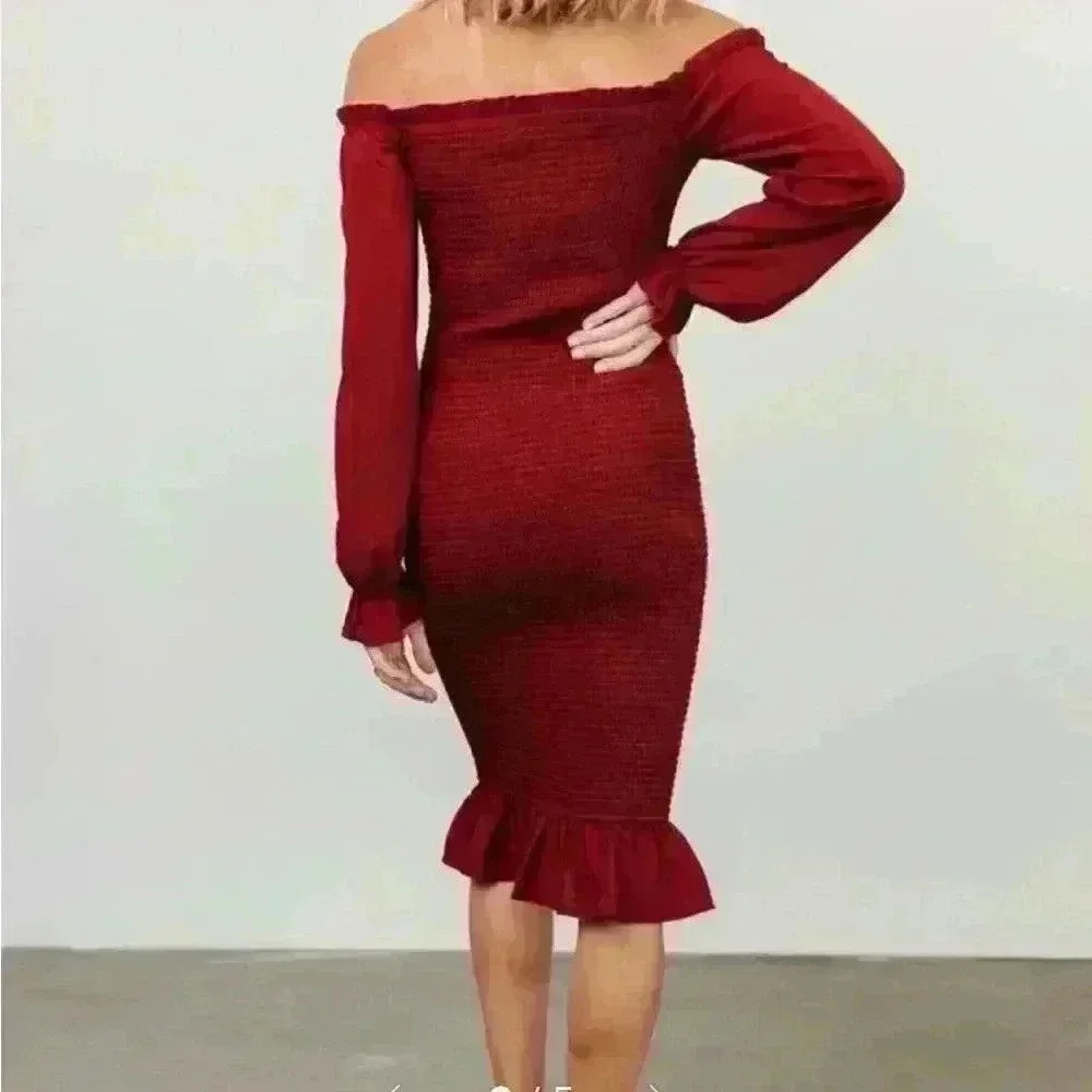 Gorgeous smocked body, off shoulder dress - Picture 6 of 6